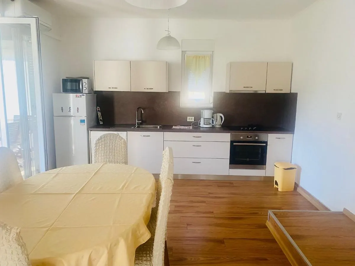 דירה קמפור Apartmani Rab קרואטיה