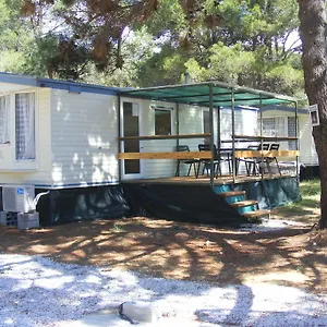  Üdülőpark Mobilehome - Dalmacija Camp Horvátország